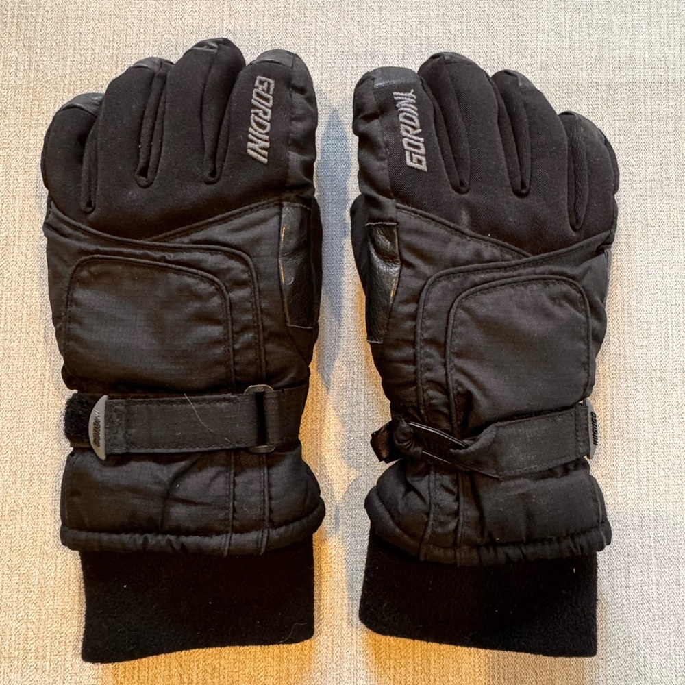 Gordini Black Ski Gloves